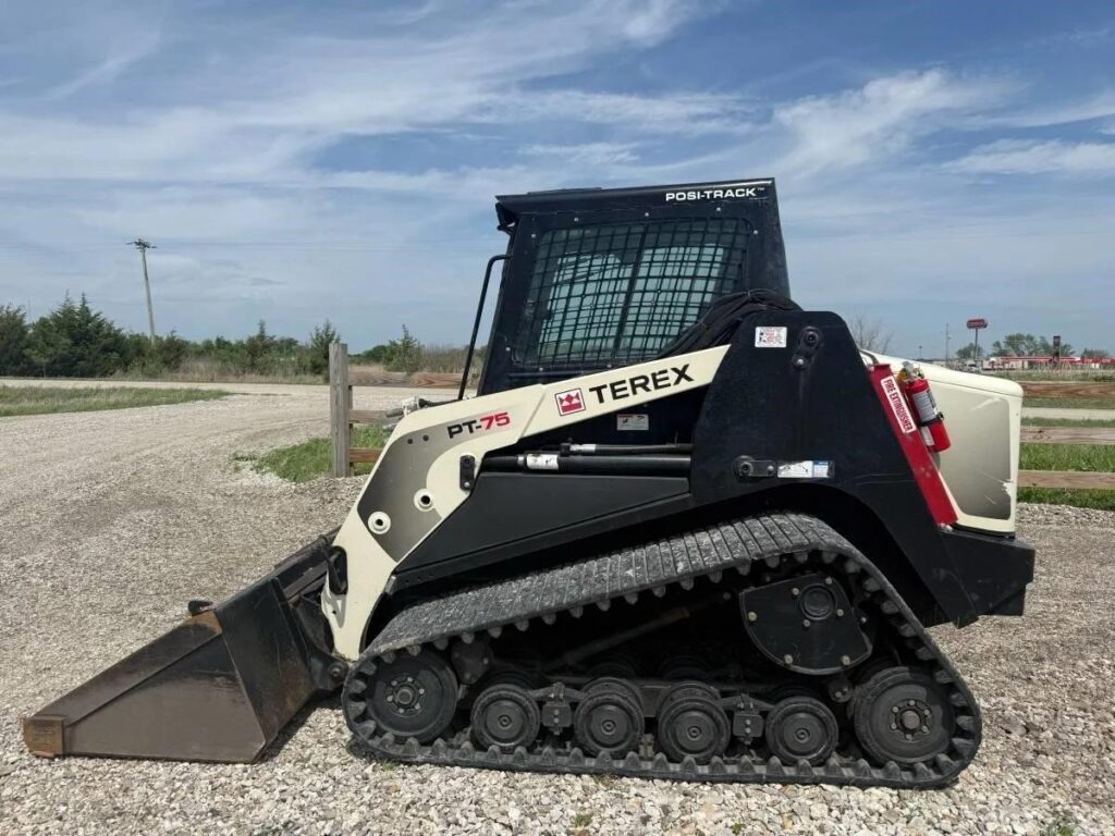 2014 Terex PT75 Track Skid Steer Loader