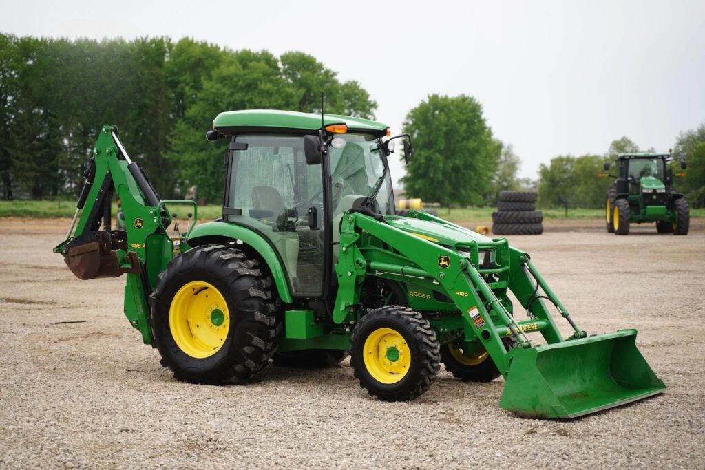 2015 John Deere 4066R Compact Utility Tractor w/ Attachments