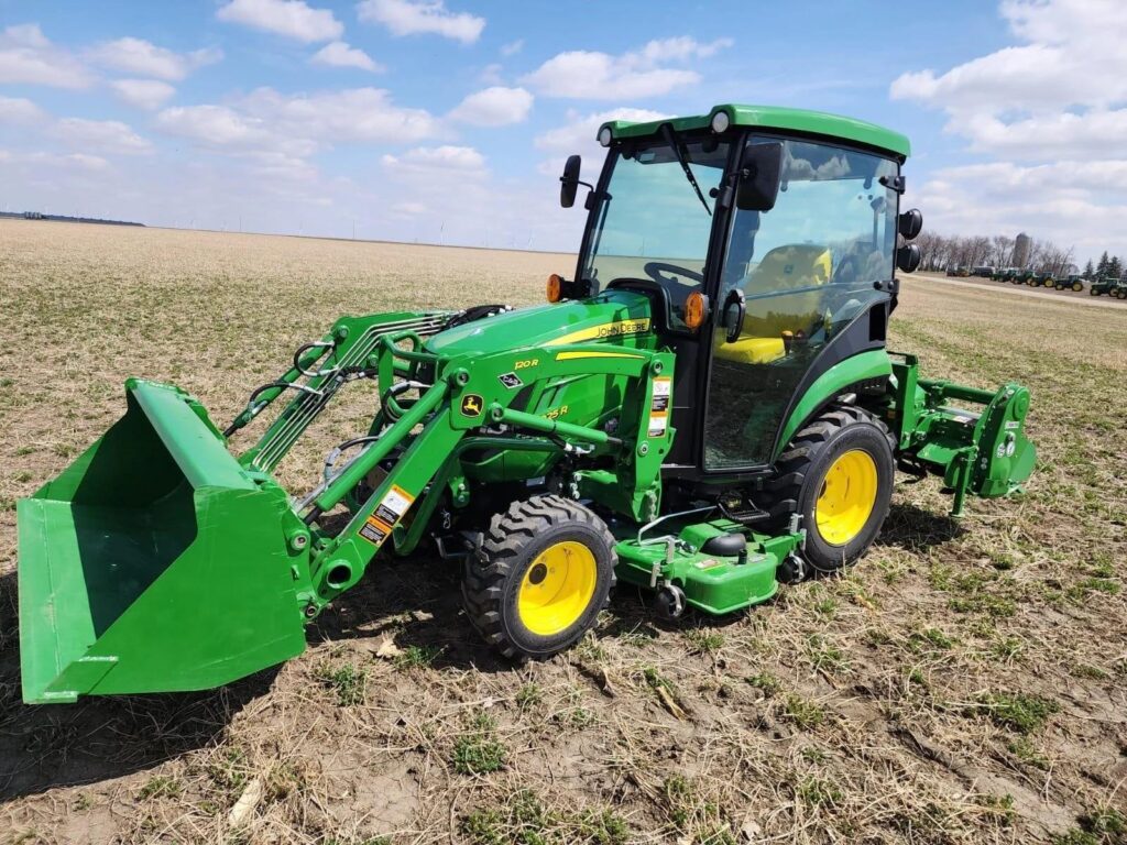 2024 John Deere 2025R Tractor w/Attachments